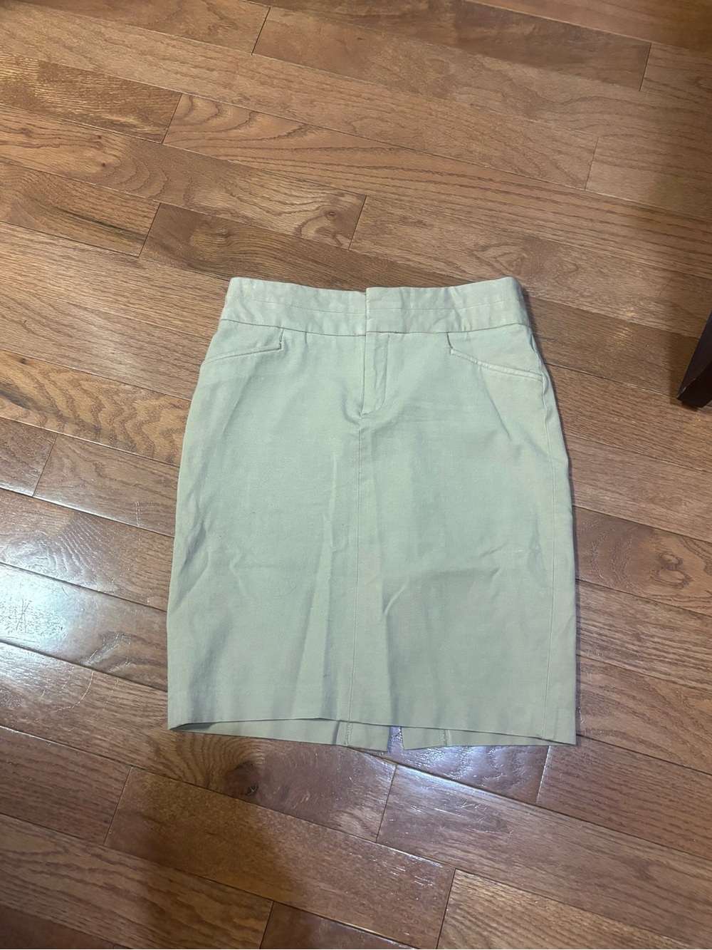 Banana Republic Light Cream Pencil Skirt